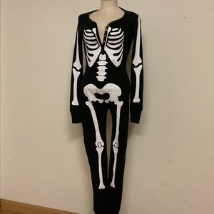 Victoria’s Secret PINK Halloween/Skeleton Thermal Sleep Onesie